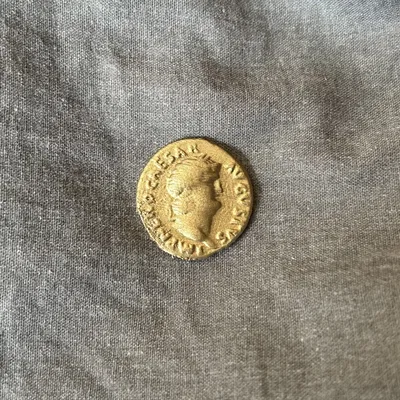 Đồng tiền vàng Nero Aureus của La Mã