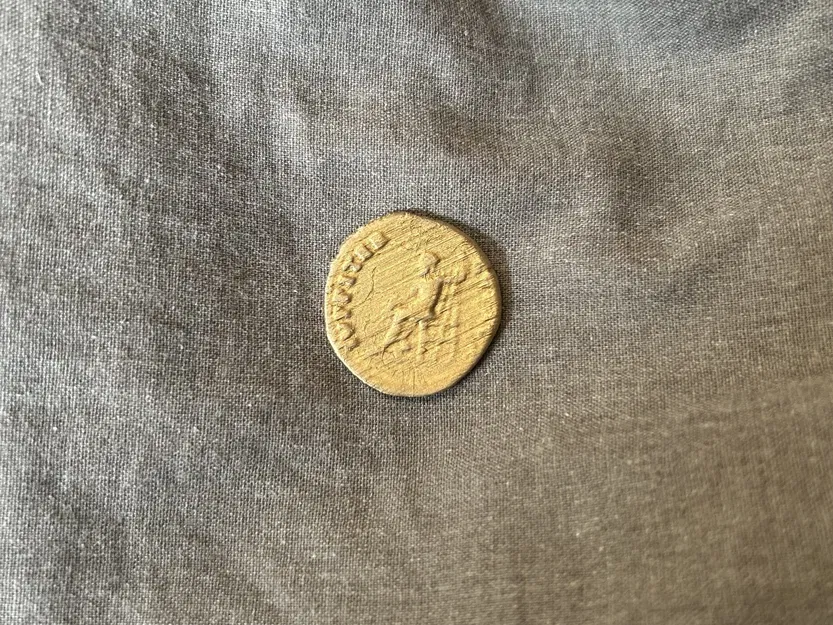 Đồng tiền vàng Nero Aureus của La Mã - Image 4