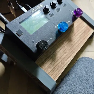 Bảng đạp guitar tùy chỉnh cho studio tại nhà