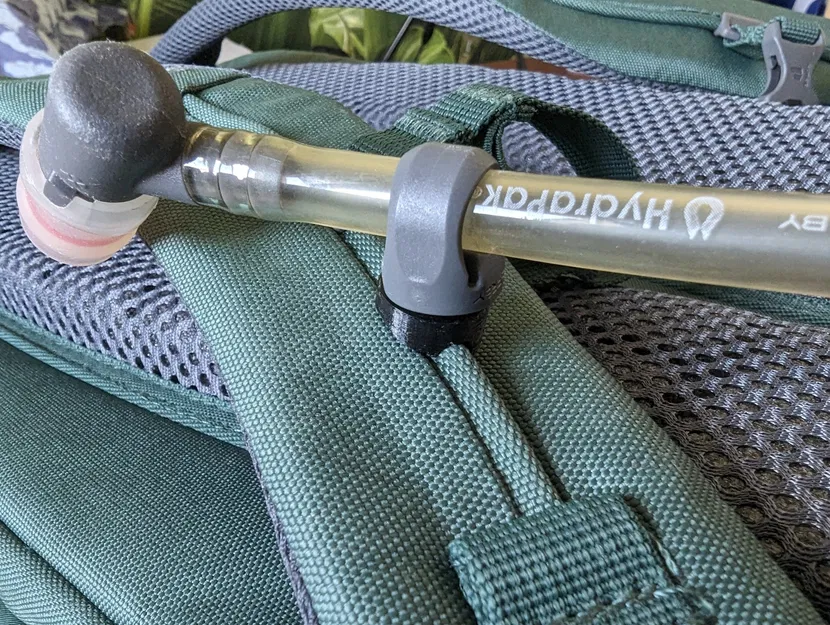 Bộ phụ kiện gắn từ tính cho ống túi nước uống - Image 2