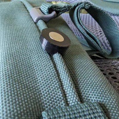 Bộ phụ kiện gắn từ tính cho ống túi nước uống