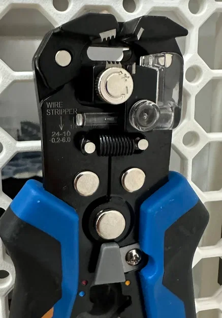 Giá treo cho máy cắt dây tự động Vise Grip trong hệ thống Multi... - Image 1