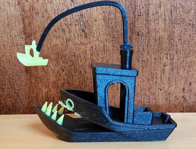 Đèn bàn Benchy hình cá angler độc đáo - Image 2