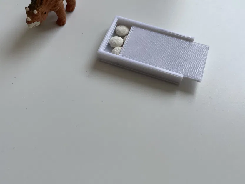 Hộp đựng thuốc nhỏ cho viên lactose tiện lợi - Image 1