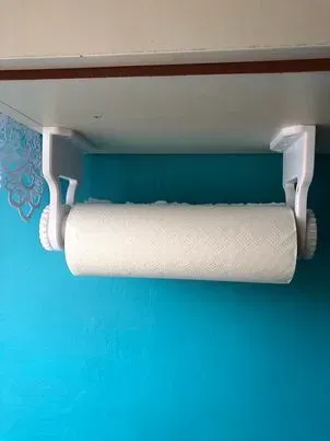 Giá đỡ khăn giấy đơn giản với thiết kế hai phần - Image 1