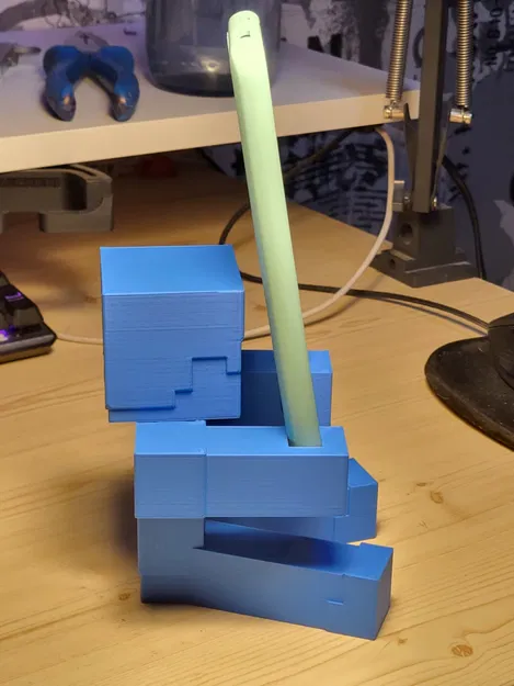 Giá đỡ điện thoại Steve trong thế giới Minecraft - Image 9