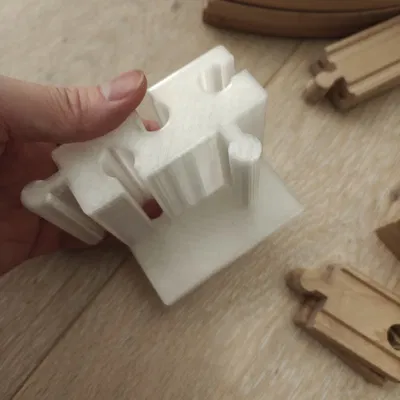 Giá đỡ tổ chức đường ray Brio gọn gàng