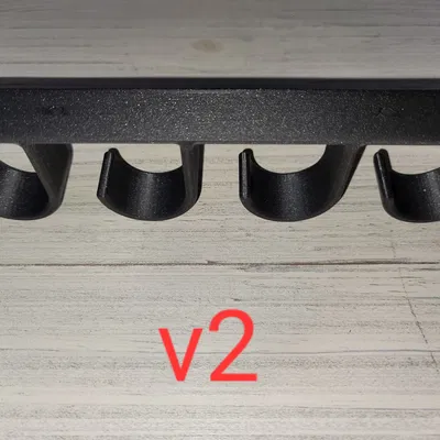 Giá đỡ cần câu treo trên trần gara