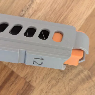 Mag Angled Talon cho tay cầm Foxbat