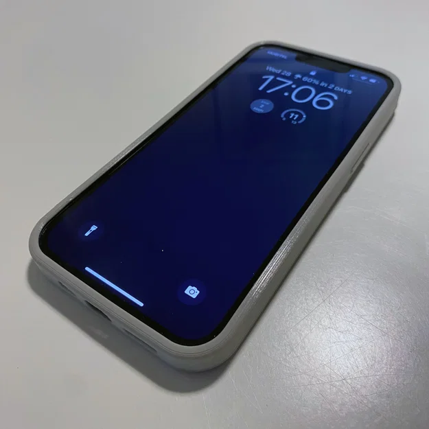 Ốp lưng linh hoạt hai phần cho iPhone 13 - Image 2