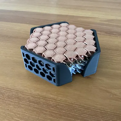 Giá đỡ đế lót ly NASA Chainmail Hex cho 4 ly