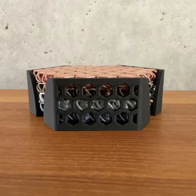 Giá đỡ đế lót ly NASA Chainmail Hex cho 4 ly