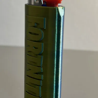 Vỏ bọc bật lửa BIC thiết kế theo phong cách Fortnite