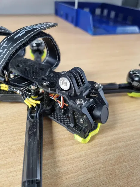 Đế gắn Go Pro cho khung NAZGUL XL5 ECO mới - Image 2