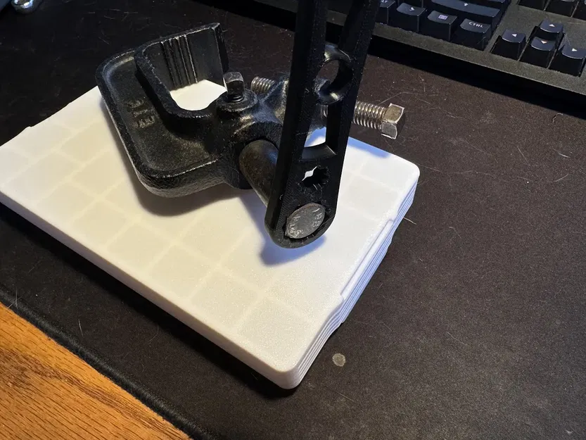 Cần điều chỉnh ánh sáng sân khấu bằng cờ lê chuyên dụng - Image 4