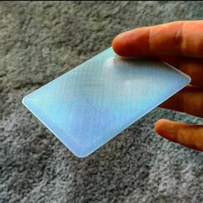 Huấn luyện viên ném bài tập luyện thẻ bài