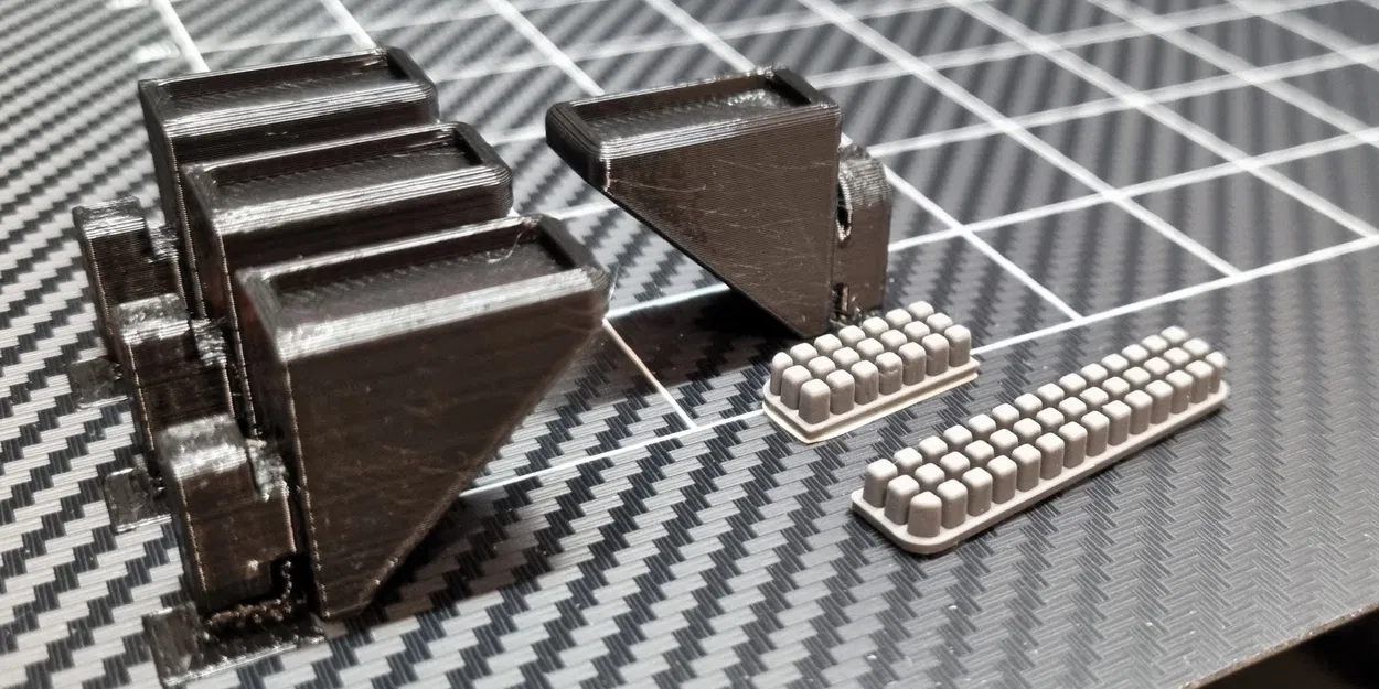 Bàn chải silicone cho vòi phun Prusa XL với khóa xoay - Image 2