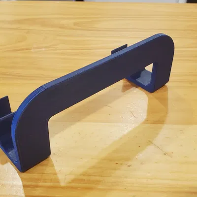 Giá treo khăn vải treo trên cửa