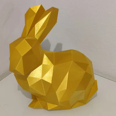 Hộp quà thỏ phong cách low poly cho lễ Phục Sinh