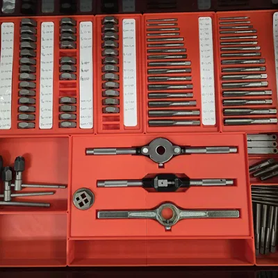 Kệ lưu trữ mũi khoan và đục Gridfinity