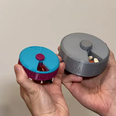 Hộp đựng thuốc tuần Jumbo với thiết kế cá nhân hóa