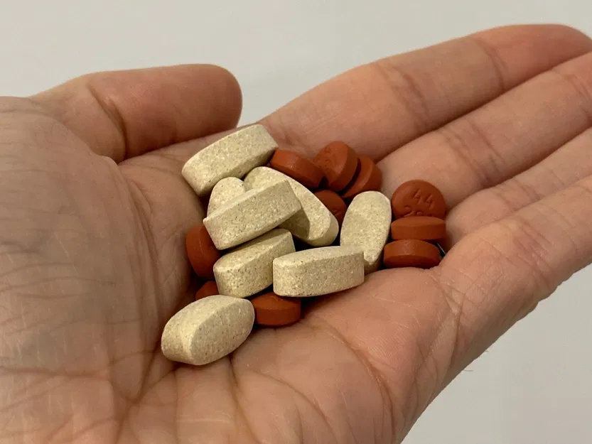 Hộp đựng thuốc tuần Jumbo với thiết kế cá nhân hóa - Image 4