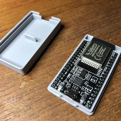 Hộp giữ ESP32 WROOM Dev Kit C không cần vít