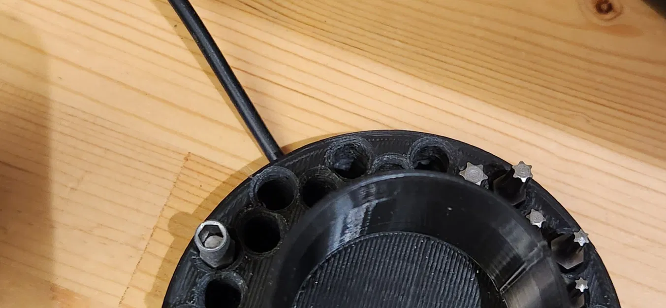 Giá đỡ sạc và giữ bit cho máy khoan điện Skil SD5619-00 - Image 2