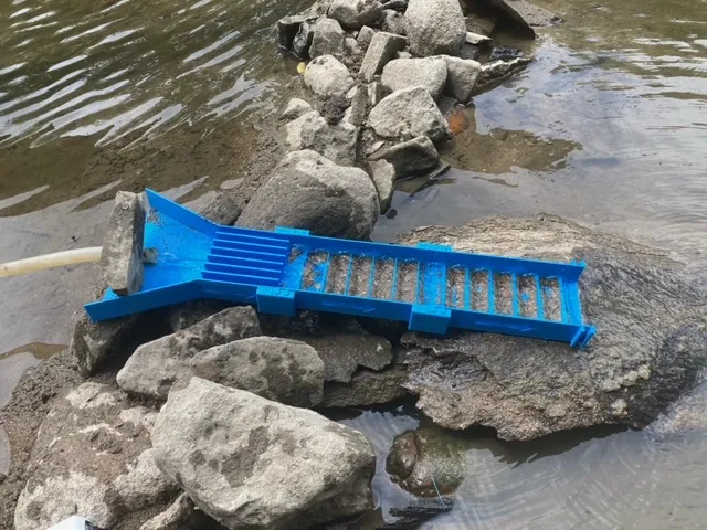 Hộp rửa vàng di động cho chuyến đi phượt - Image 1