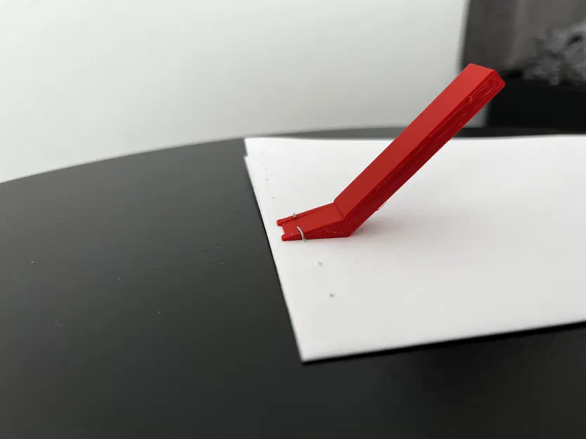 Máy gỡ ghim mini hiệu quả cho văn phòng - Image 2