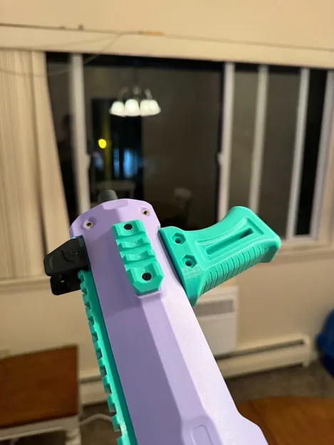 Giá đỡ Picatinny và phụ kiện màu cho Worker Seagull - Image 1