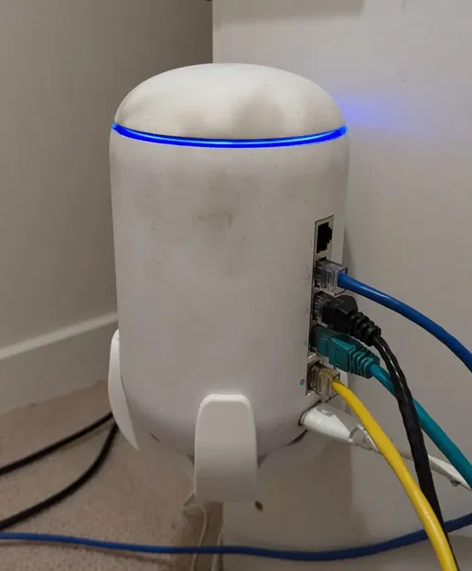 Giá đỡ tường cho Ubiquiti UniFi Dream Machine - Image 1