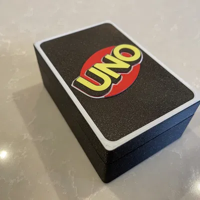 Hộp đựng bài Uno với thiết kế thay đổi màu sắc