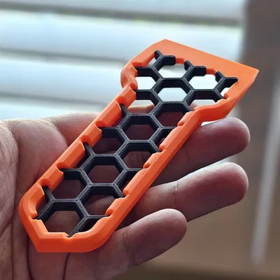 Công cụ cạo bề mặt in 3D 2 màu với họa tiết lục giác