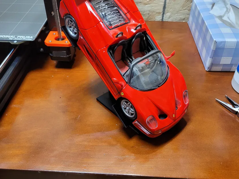 Giá đỡ trưng bày mô hình ô tô 1/18 góc cao - Image 1