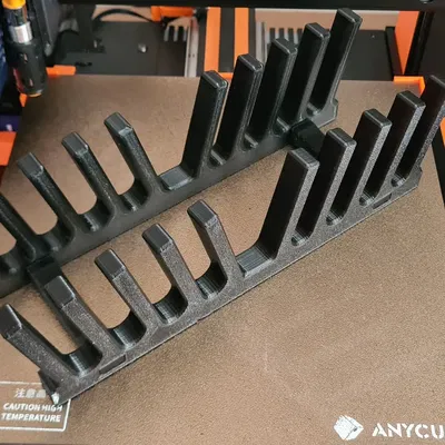 Giá đỡ bát đĩa với thiết kế nhỏ và lớn