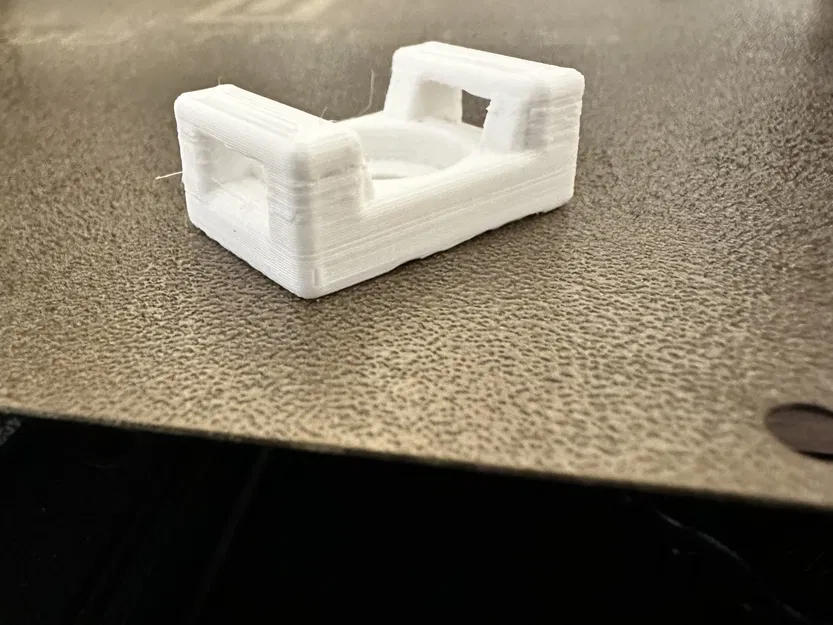 Giá đỡ dây buộc zip dễ in 3D cần hỗ trợ - Image 1