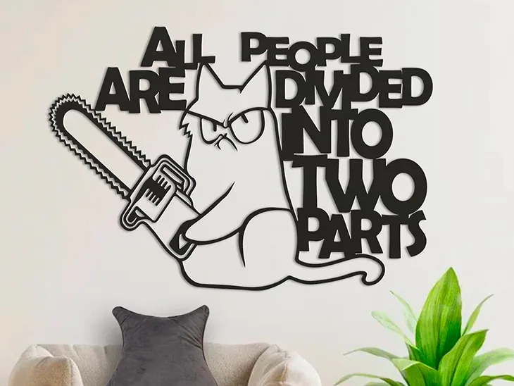 Tượng người chia làm hai phần độc đáo - Image 1