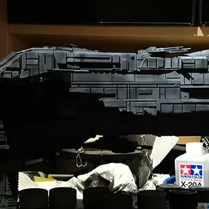 Mô hình tàu USS Sulaco dài 800mm từ phim Aliens