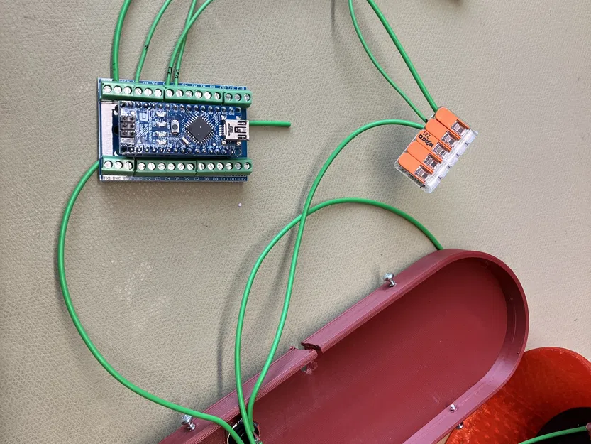 Đồng hồ analog kiểu retro với 3 đồng hồ voltmeter - Image 8