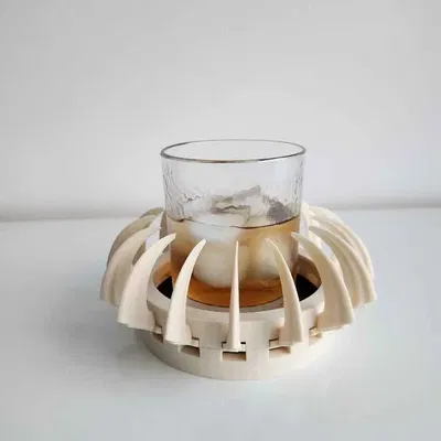 Giá đỡ đồ uống Dune Sandworm tự điều chỉnh