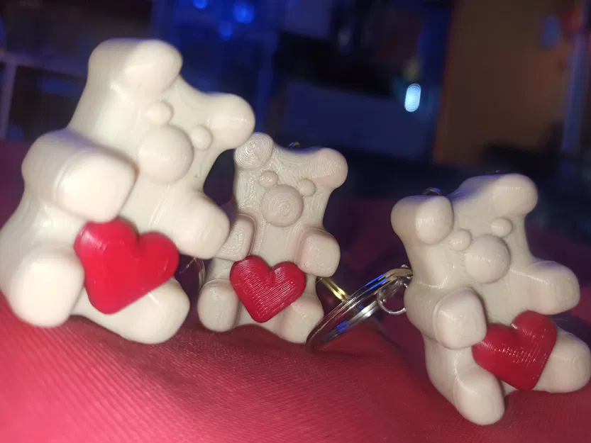 Gấu gummy yêu thương với trái tim (móc khóa và hạt) - Image 14