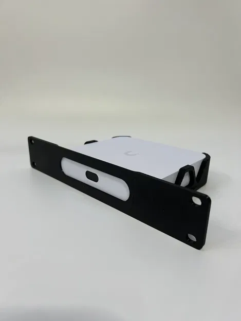 Giá đỡ 10 inch cho cổng đám mây Unify - Image 1