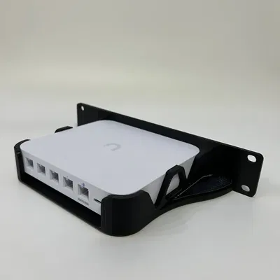 Giá đỡ 10 inch cho cổng đám mây Unify