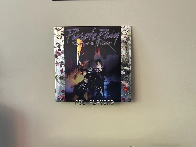 Giá đỡ đĩa nhạc treo tường trong khi phát nhạc - Image 4