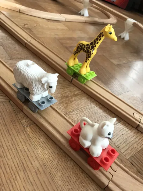 Xe Đẩy Duplo/Brio Tương Thích với Đường Ray Gỗ - Image 1