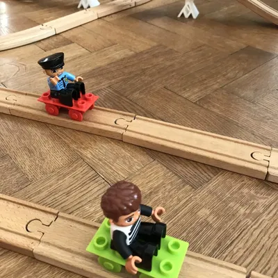 Xe Đẩy Duplo/Brio Tương Thích với Đường Ray Gỗ