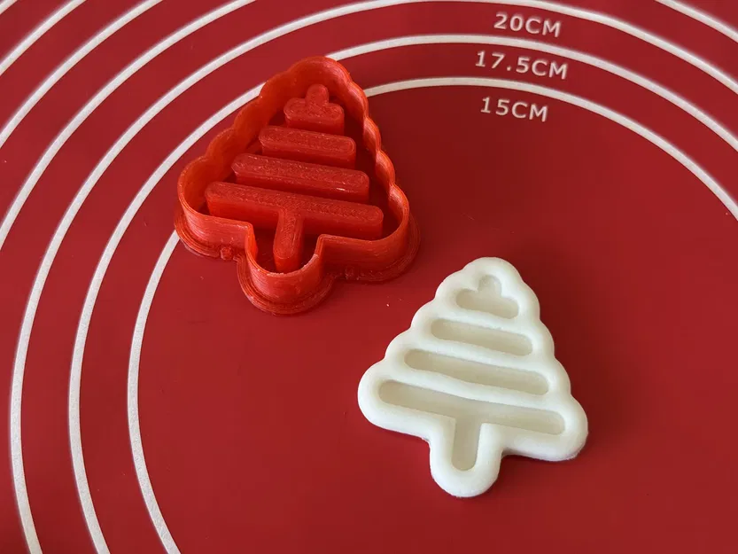 Khuôn cắt bánh quy hình cây thông Giáng Sinh - Image 1