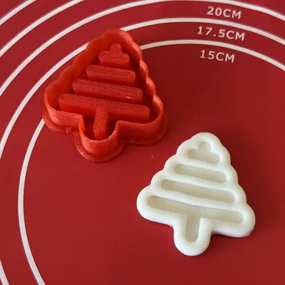 Khuôn cắt bánh quy hình cây thông Giáng Sinh
