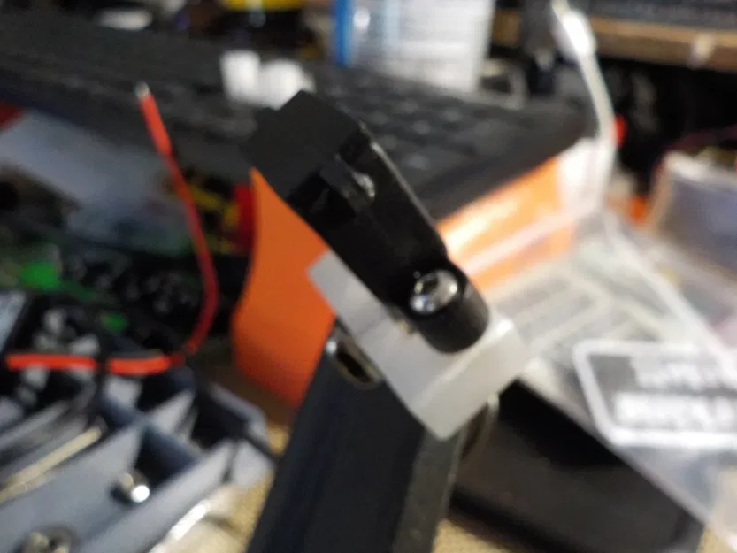 Giá đỡ gắn cổng USB Yipin Hexha cho máy in 3D - Image 3